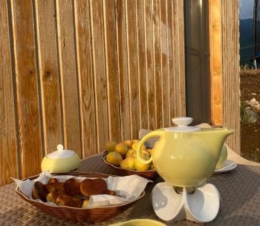 Ijevan Cama Y Desayuno | Tevra Hotel, Top of the Mountain, Camping, Nature, Ijevan, Dilijan