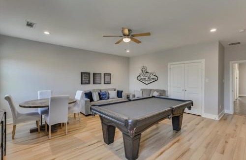 Rowlett Casa | Texan Sunny Oasis 5 BED Private Pool Hot tub