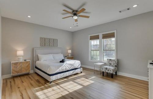 Rowlett Casa | Texan Sunny Oasis 5 BED Private Pool Hot tub