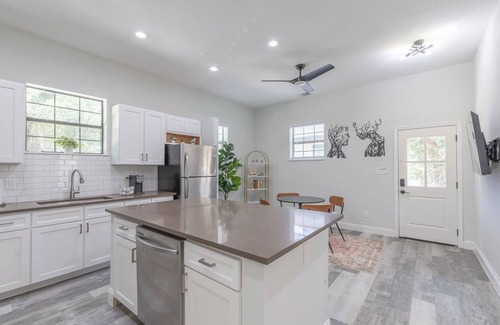 Wetmore Casa | Texas Casita Retreat Minutes from Six Flags
