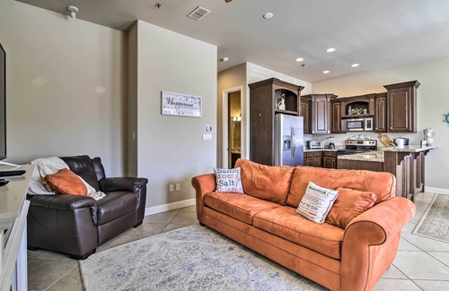 South Padre Island Apartamento | Texas Condo w/ Outdoor Pools - Walk to Beach!