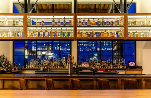 Las Colinas Hotel | Texican Court, by Valencia Hotel Collection