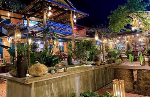 Van Ho Hotel | Thênh Thang Home & Cafe