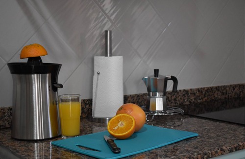 Puerto de las Nieves Apartamento | Los Nudos. Apartamento acogedor con patio privado