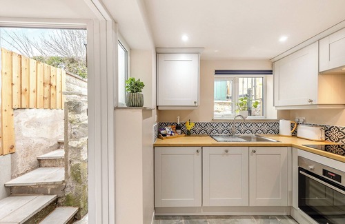 Caerwys Cabaña | The Cottage At Number One