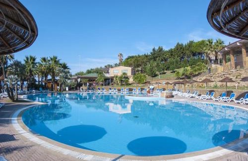 Le Castella Hotel | TH Le Castella - Baia degli Dei Village