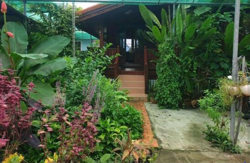 Kata Casa | Thai authentic wooden house at Kata