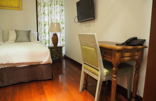 Ratchathewi Cama Y Desayuno | Nuevo hotel (Bed & Breakfast) estilo retro tailandés en el centro de Bangkok