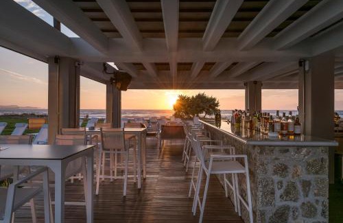 Acharavi Hotel | Thalassa Suites