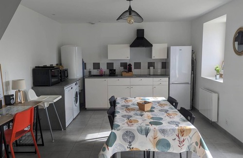 Huismes Apartamento | Thalie, 3-star tourist accommodation, located in the heart of the Loire Valley châteaux and Chinon vineyards