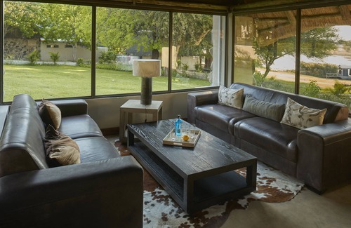 Maun Cabina | Thamalakane River Lodge