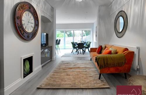 Thames Ditton Apartamento | Thames Ditton 4 Bedroom Detached House