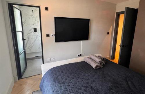 Thames Ditton Apartamento | Thames Ditton Apt - Sleeps 6 - Garden & Bbq