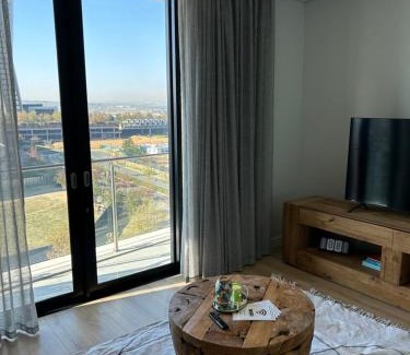 Greater Johannesburg Metropolitan Area Apartamento | Thando's Luxury Stays at Ellipse, Waterfall