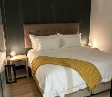 Greater Johannesburg Metropolitan Area Apartamento | Thando's Luxury Stays at Ellipse, Waterfall
