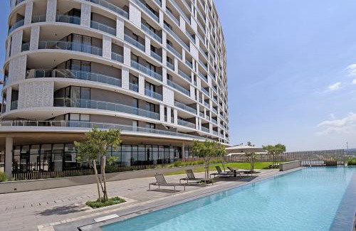 Greater Johannesburg Metropolitan Area Apartamento | Thango Res Ellipse Waterfall.