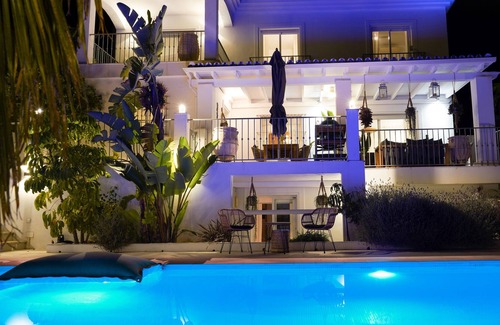 Coin Apartamento | Thani Holidays