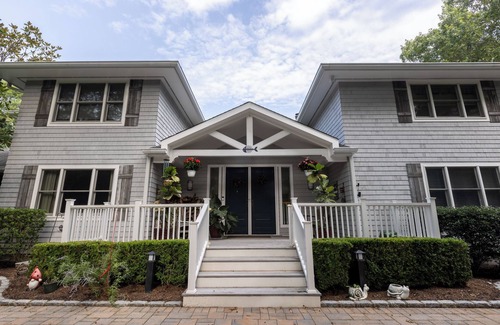 East Quogue Casa | Thanksgiving is around the corner , better book now!!!