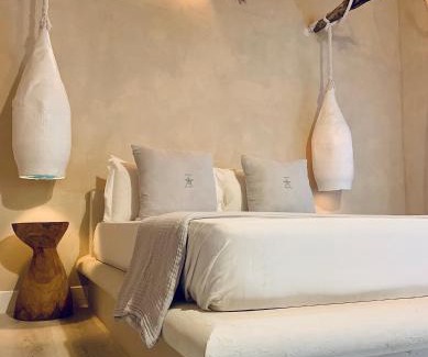 Thinadhoo Hotel | Thari Fushi Luxury Maldives -All Excursions Included -