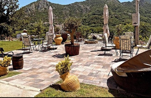 Virpazar Apartamento | That are a combination of modern and traditional, just 5 min from Lake Skadar.