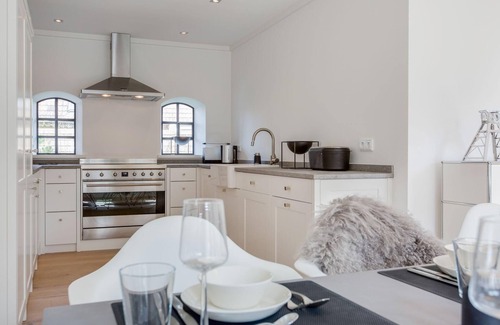 List Casa | Thatch. Stylish. Nordic.
