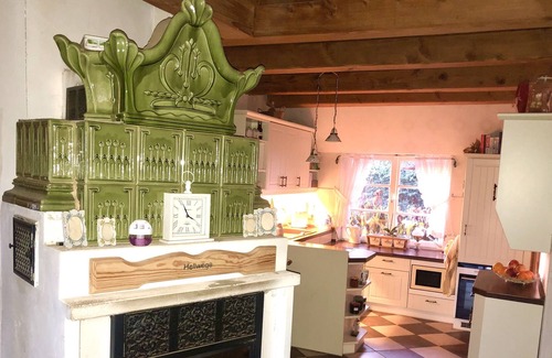 Hechthausen Casa | Thatched roof house with fireplace heating, barrier-free for up to 6 people, garden, barbecue