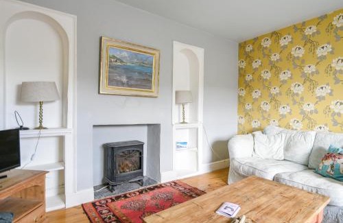 Charmouth Casa | Thatched Cottage
