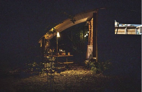Ash Cabina | Thatched roundhouse in Somerset woodland; off-grid relaxation & campfire cooking