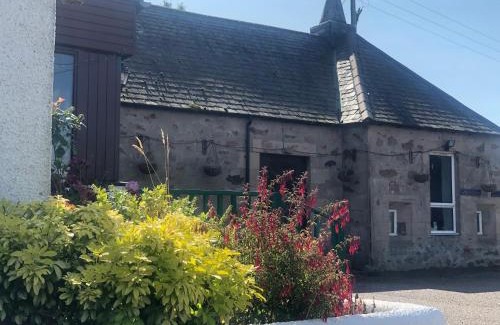 Nairn Hotel | The 1645 Inn