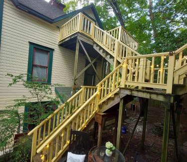 Eureka Springs Historic District Cama Y Desayuno | The 1883 Peabody House Bed & Breakfast