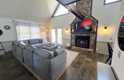 West Jefferson Chalet De Esquí | The 19Th Hole - New Rental 2025
