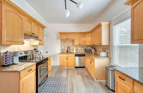 King Casa | The 2BR Soul Lounge - 91 WalkScore