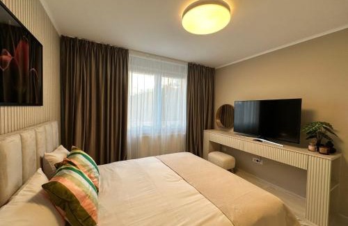 Tractorul Apartamento | The 30th