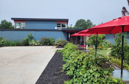 Niles Casa | The 3R Bed N Breakfast NORTHWEST SUITES