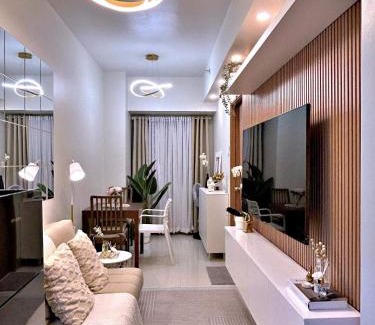 Pasay Apartamento | The 3rd Staycation Near MOA, Airport, with FREE WIFI, Netflix
