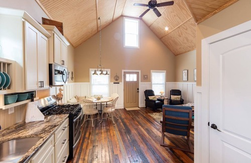 Minnesott Beach Cabaña | The 4 E's Cottage has everything you could want!