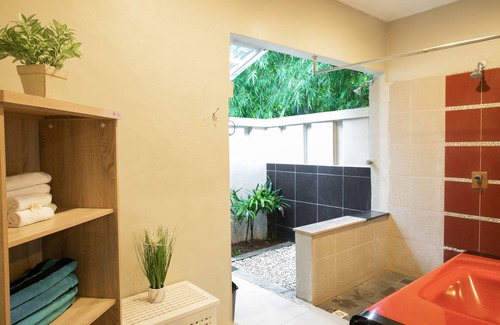 Candi Dasa Cabaña | The 48 Resort Candidasa ( Private Pool) 50 meters from the beach