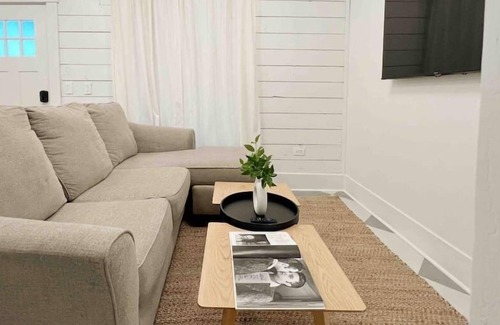 Marysville Casa | The 50s Inspired Home | 10min to Everett