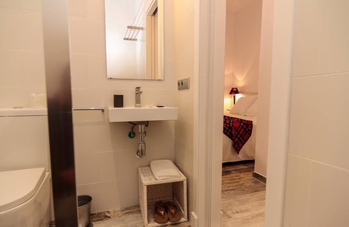 Tarifa Casa | The 8 Rooms House