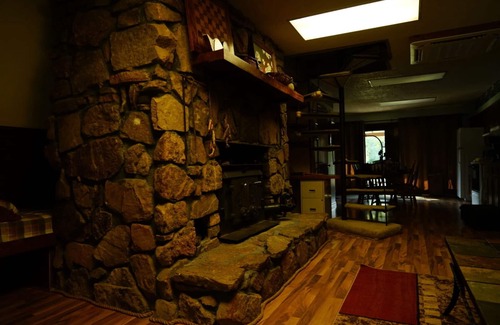 Buffalo City Cabina | The A Frame - Rileys Outfitter