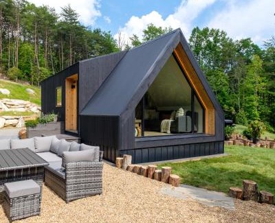 Balsam Grove Casa | The A-Frame- Stillpoint at Valley Bear Farms Resort
