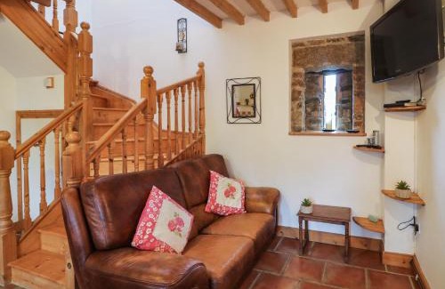 Moone Casa | The Abraham