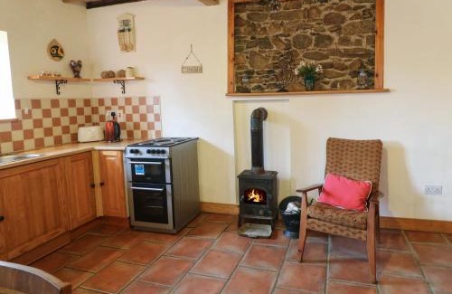 Moone Casa | The Abraham