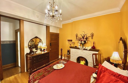 Pueblo Cama Y Desayuno | The Abriendo Inn - Walter's suite