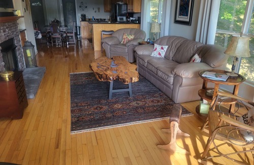Lake Toxaway Condominio | The Absolute Best Views of Toxaway Falls from "Ta Ha Wey"