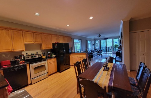 Lake Toxaway Condominio | The Absolute Best Views of Toxaway Falls from "Ta Ha Wey"