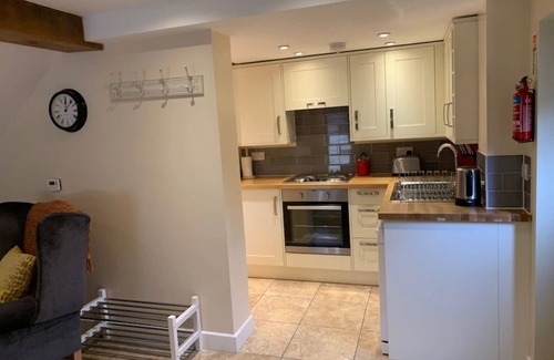 Hope Casa | The Acorn - Award Winning Barn Conversion In Hope Village Near To Castleton