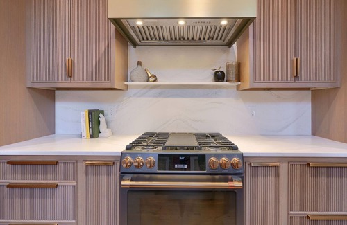 Chillicothe Casa | The Addison- Luxury Townhome w/ Rooftop Patio