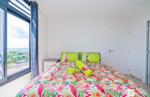 Faaa Apartamento | The Airport Herehau Lodge in Faaa wPool
