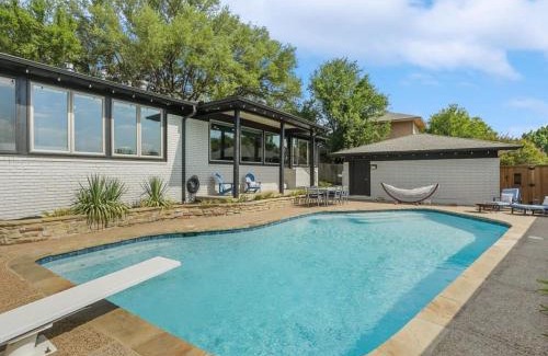 Rockwall Casa | The Alamo Abode - Lake View Pool Newly Renovated